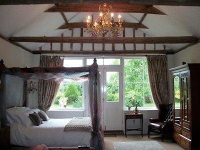 Отель The Walnuts Country House