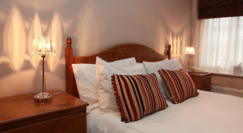 Отель The White Hart Hotel