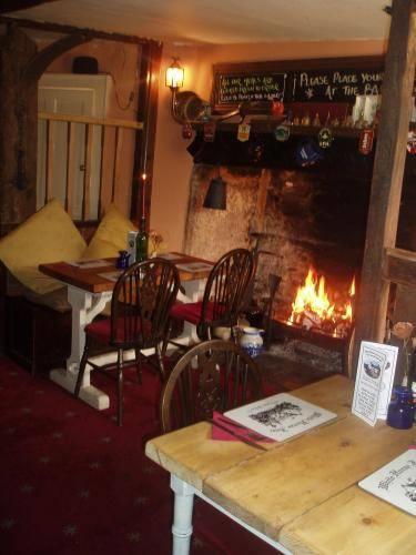 Отель The White Horse Inn