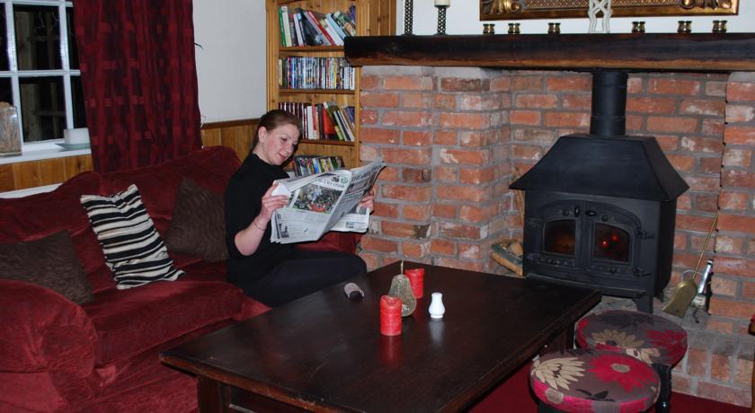 Отель Halfway House Inn