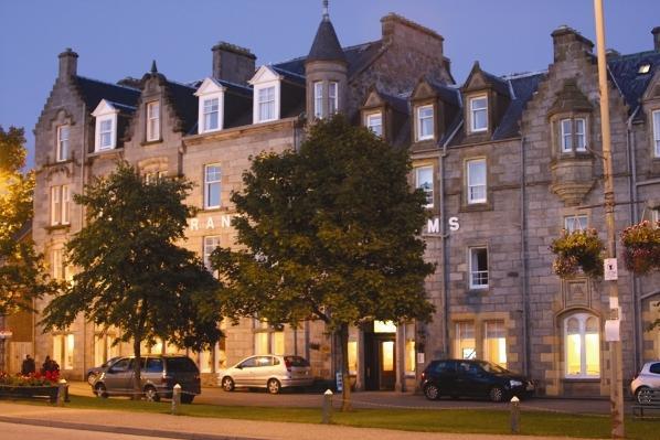 Отель Grant Arms Hotel
