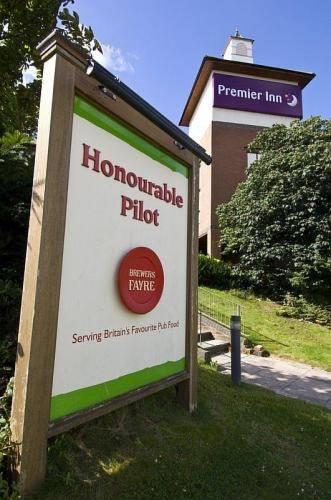 Отель Premier Inn Gillingham Business Park