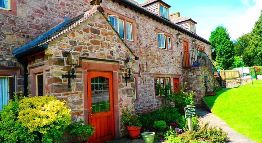 Отель The George Inn & Millingbrook Lodge