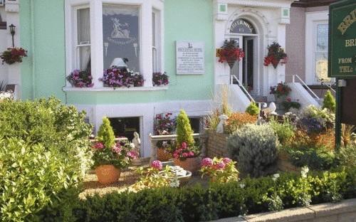 Гостевой дом Britannia Guest House