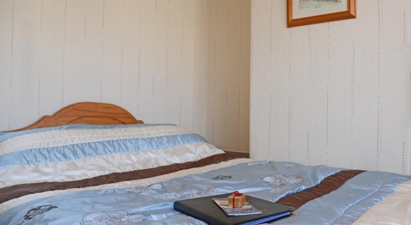 Гостевой дом The Hilary 4 Star Guesthouse