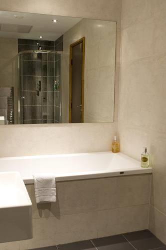 Отель The Lodge On Loch Lomond Hotel