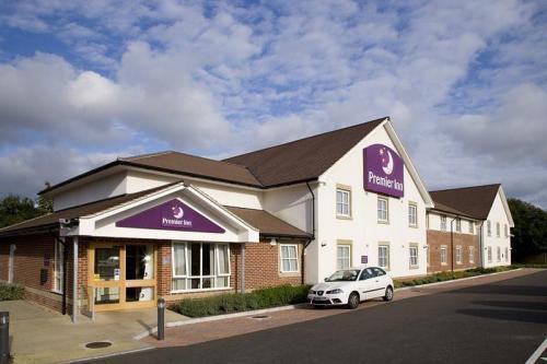 Отель Premier Inn Peterborough North