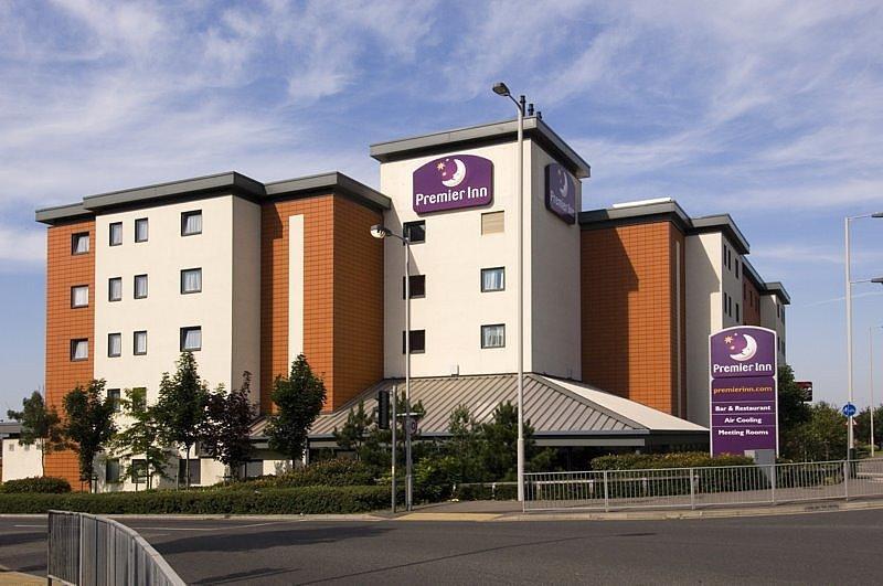 Отель Premier Inn Portsmouth Port Solent