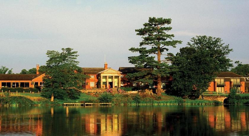 Отель Patshull Park Hotel, Golf & Country Club