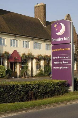 Отель Premier Inn Redditch