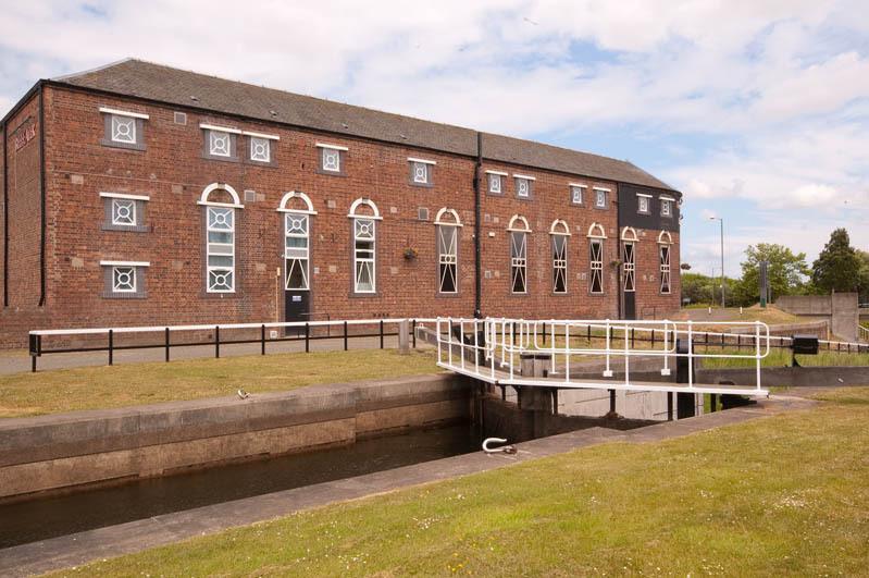 Отель Premier Inn Falkirk Central