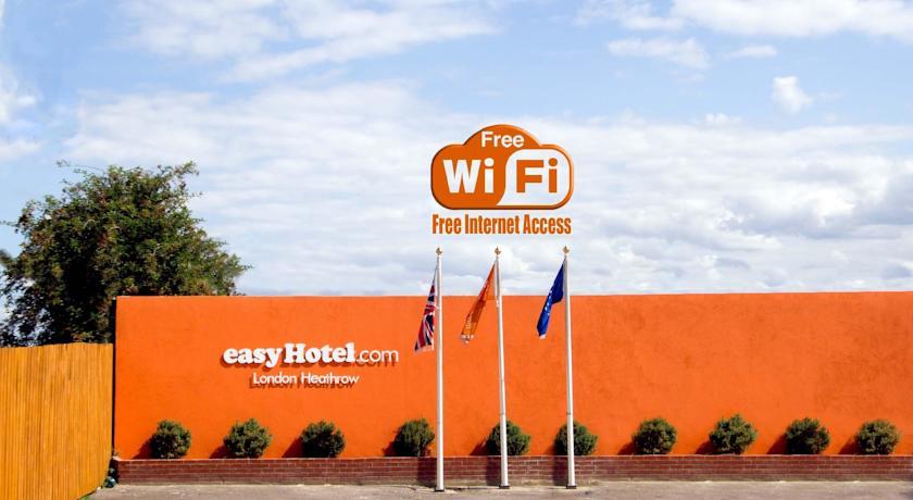 Отель easyHotel London Heathrow