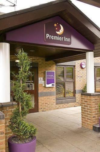 Отель Premier Inn Hemel Hempstead West
