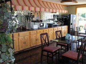 Отель Comfort Inn Maingate
