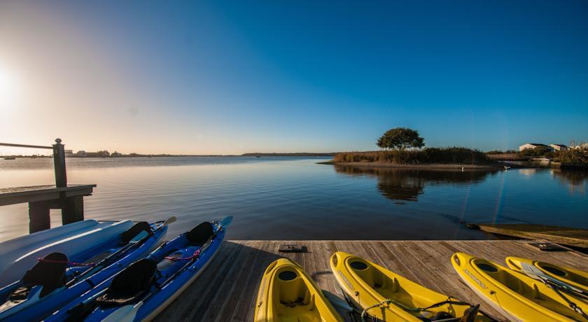Отель Christchurch Harbour Hotel & Spa