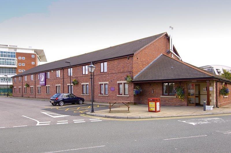 Отель Premier Inn Liverpool (Aintree)