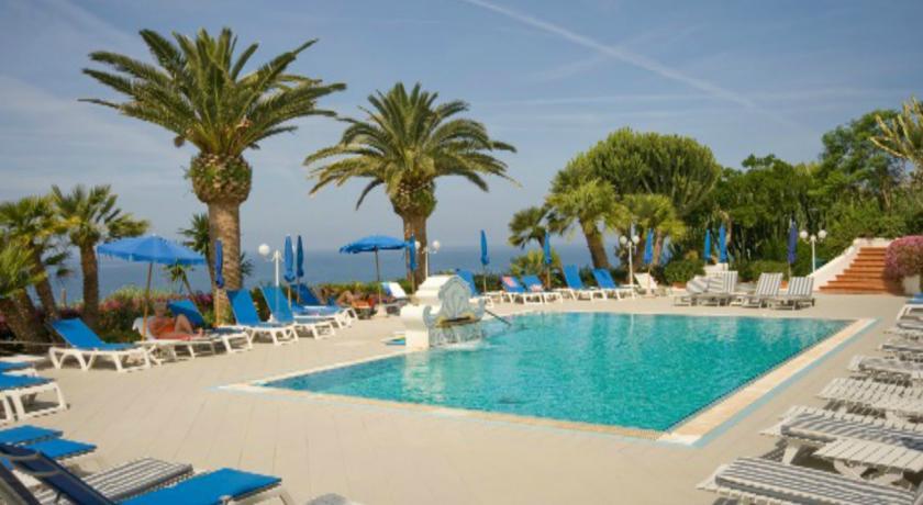 Отель Hotel Capizzo