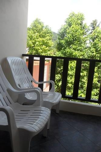 Hasna Palace