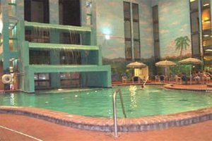 Ramada Maingate West