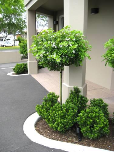Апартаменты Salerno Motel Apartments
