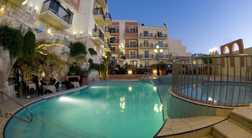 Отель Pergola Club Hotel & Spa