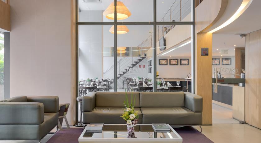 Отель Tulip Inn Nazaré