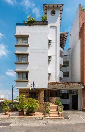 Апартаменты Travelers Castellon De Juanambu