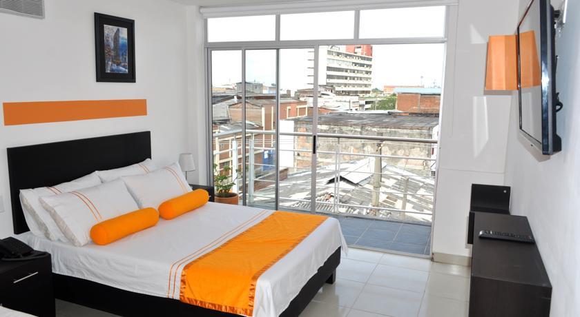 Хостел Colours Hotel & Hostel