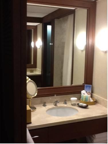 Отель Mauna Lani Bay Hotel and Bungalows