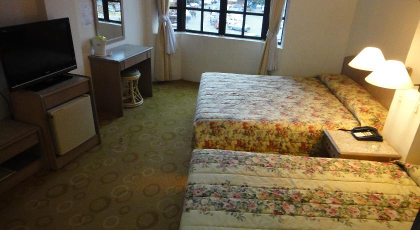 Отель Hotel Rainbow