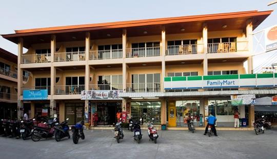 Poonsawat Residence
