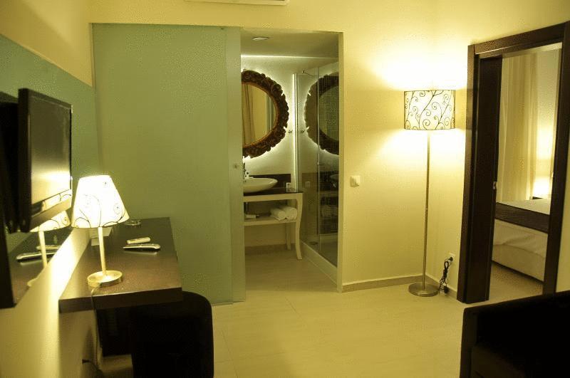 Отель Babana Hotel