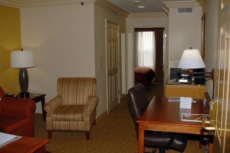 Отель Country Inn and Suites by Carlson Opryland North