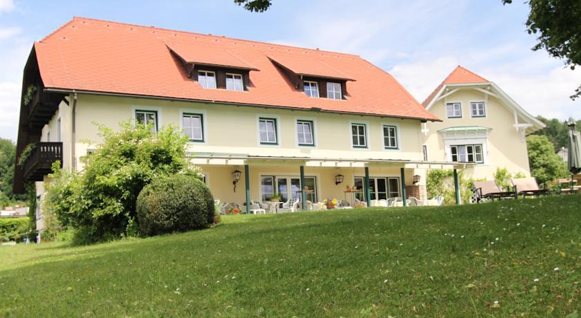 Гостевой дом Landhaus Strussnighof
