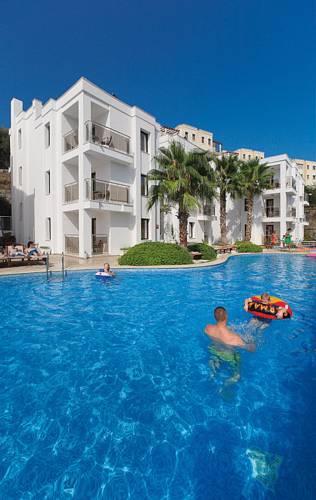 Отель Queen Resort