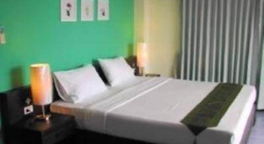 Отель J Hotel