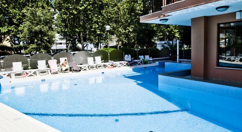 Отель Hotel Apollo