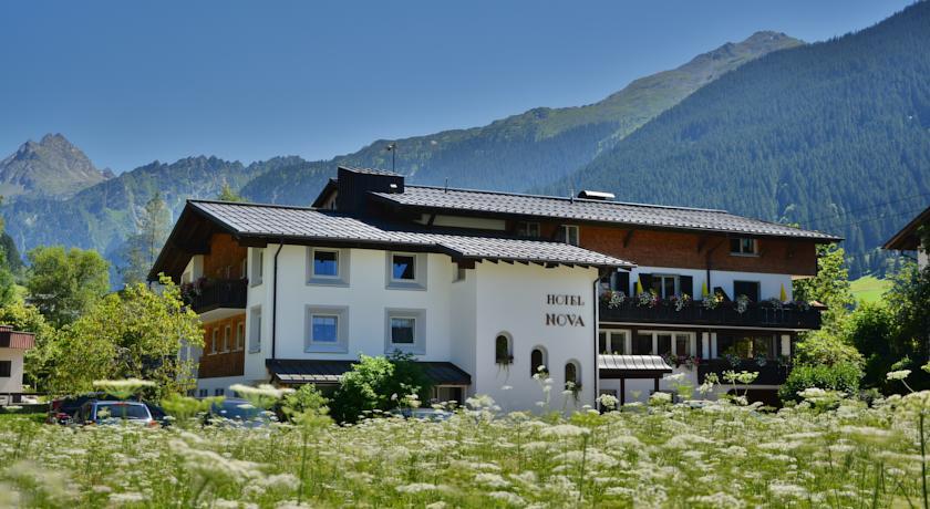 Отель Hotel Nova
