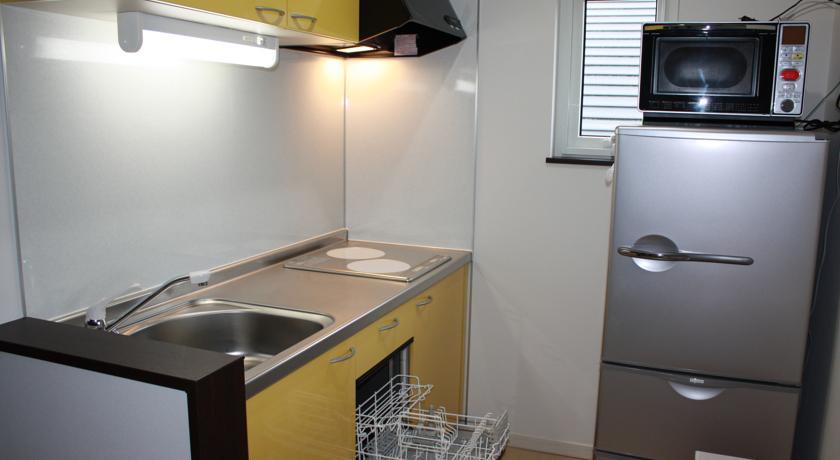 Апартаменты Tsuru Apartments
