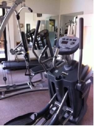 Отель Ramada Raleigh-Blue Ridge