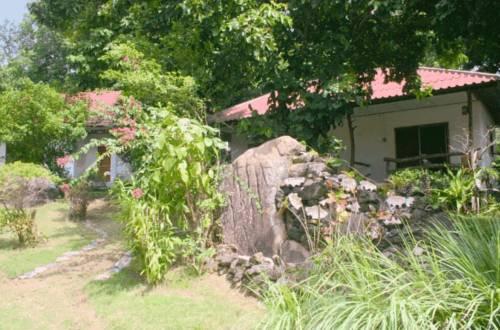Auberge Resort