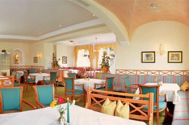 Отель Wohlfühlhotel Martinerhof