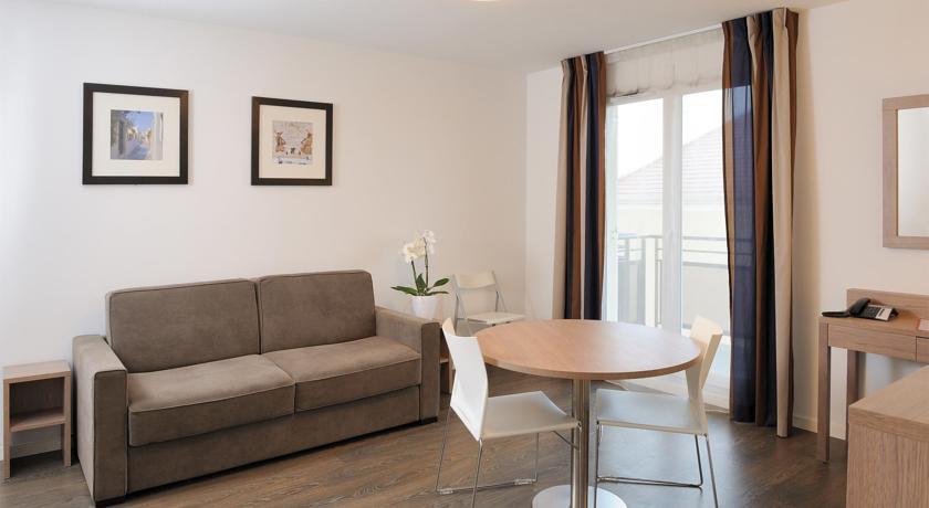 Апартаменты Residhome Roissy Village