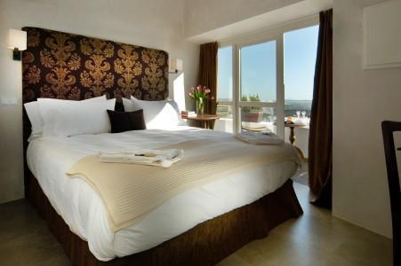 Отель Hotel V...