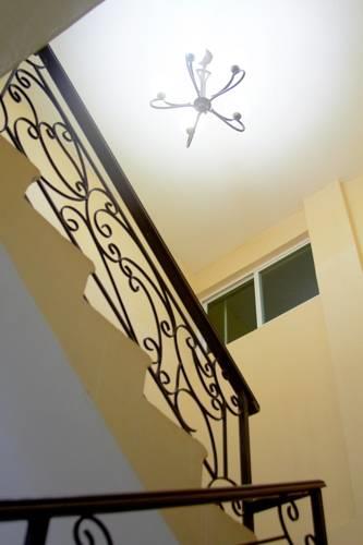Отель Hotel & Hostal San Miguel