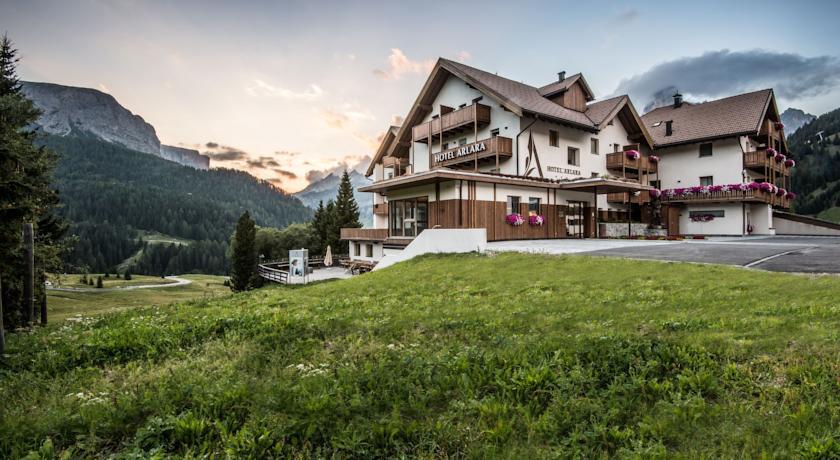 Отель Hotel Arlara