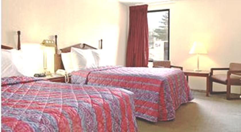 Отель Days Inn Knoxville North