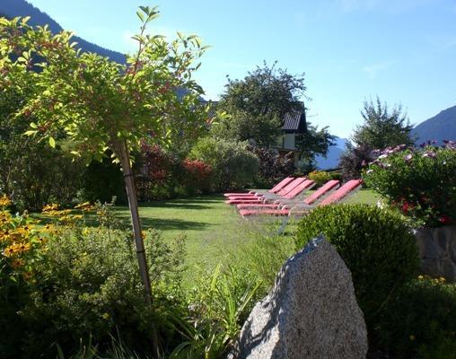Апартаменты Aparthotel Tschanun Garni