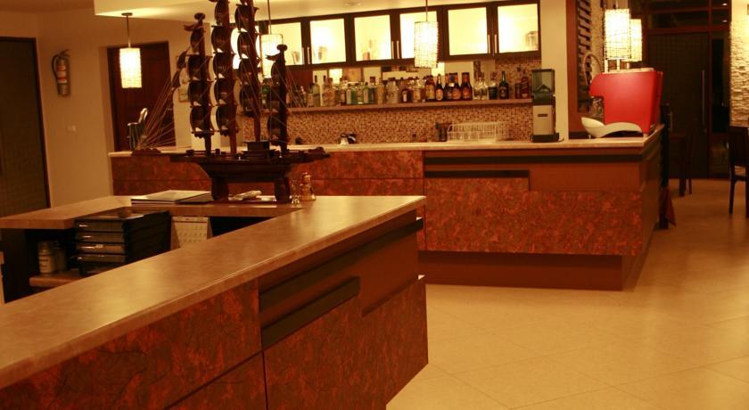 Отель Tachawan Resort & Restaurant