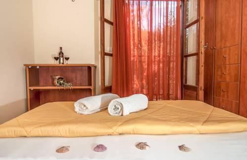 Отель Abelia Studios